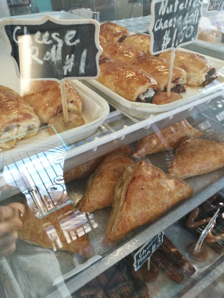 papillon international bakery photo